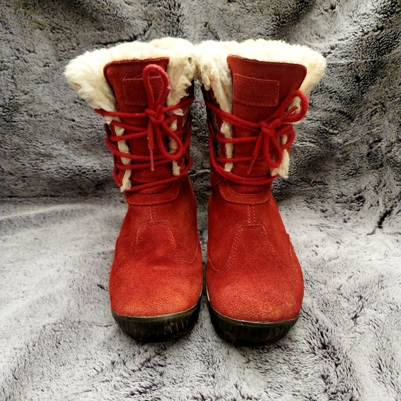 BearPaw Shoes - Bearpaw Winter Boots Woman's Size 7